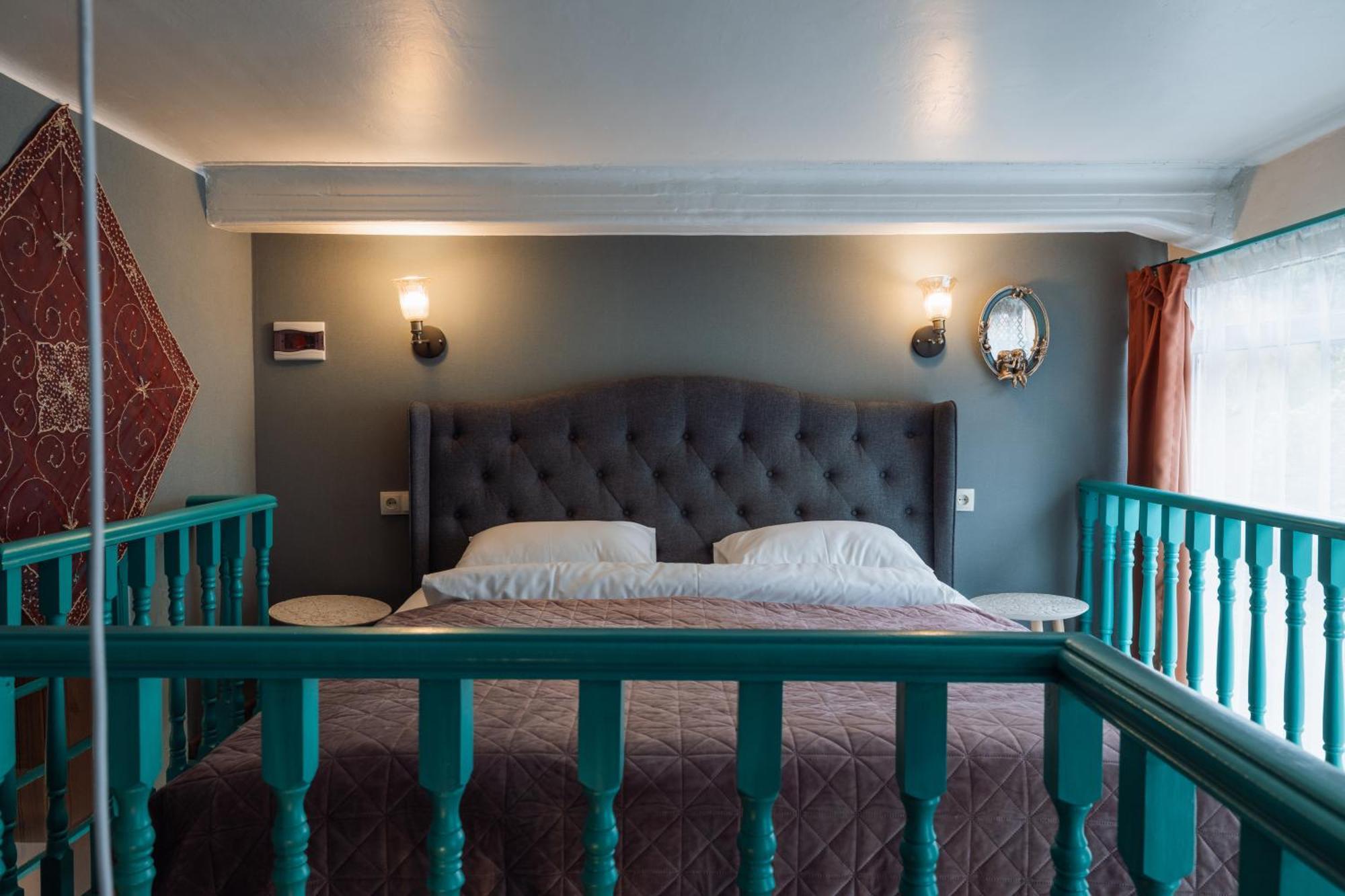 Historical Spirit Duplex Loft Apartment