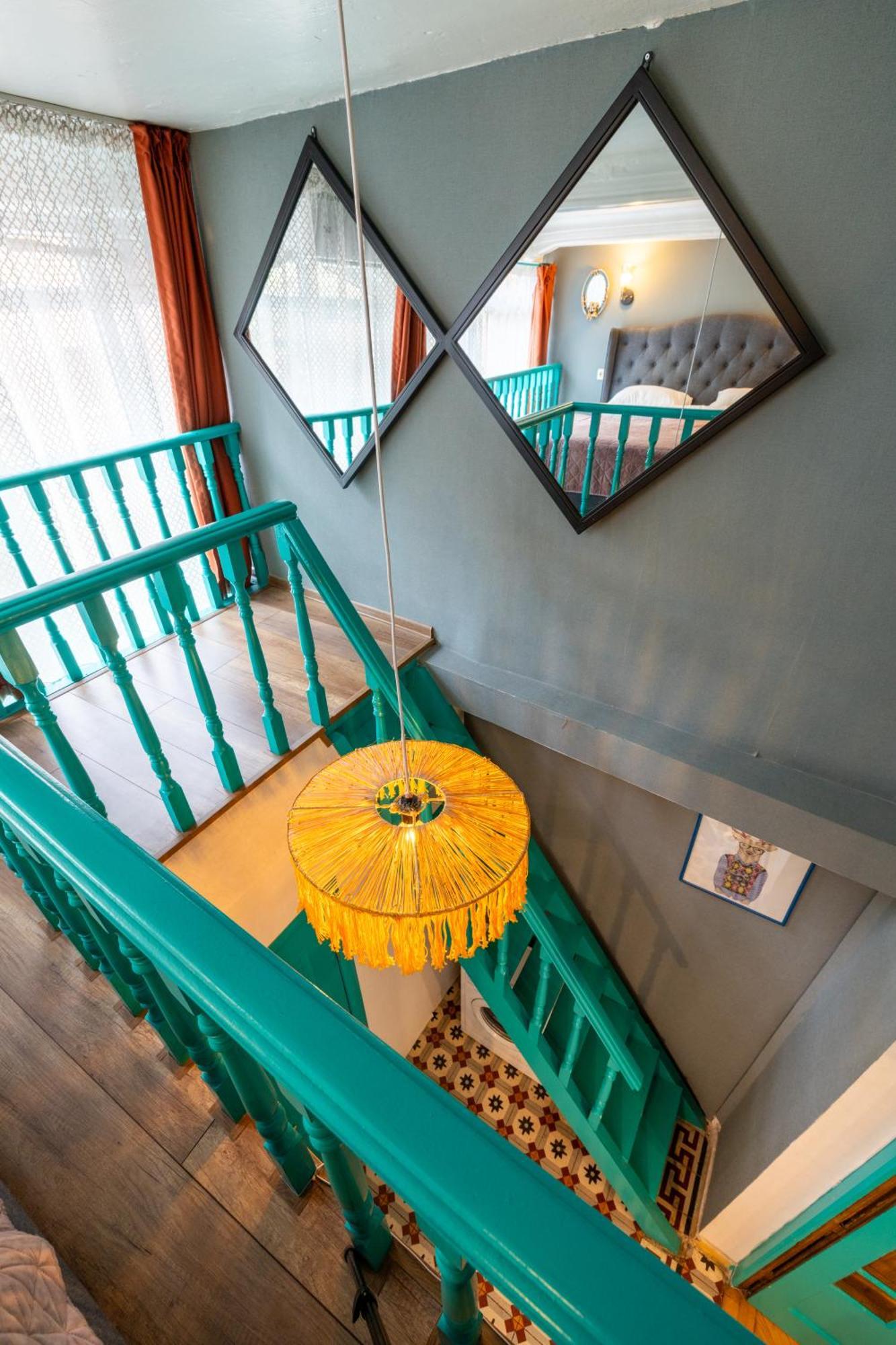 Historical Spirit Duplex Loft Tbilisi